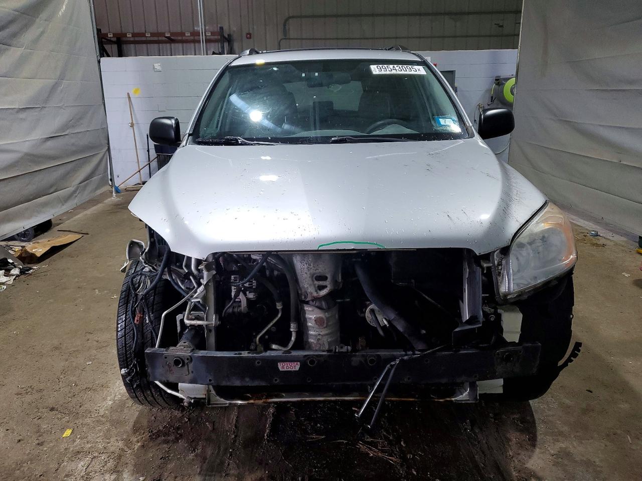2012 TOYOTA RAV4 photo 9