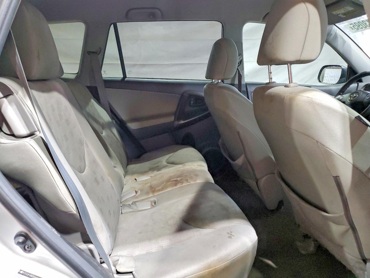 2012 TOYOTA RAV4 photo 21