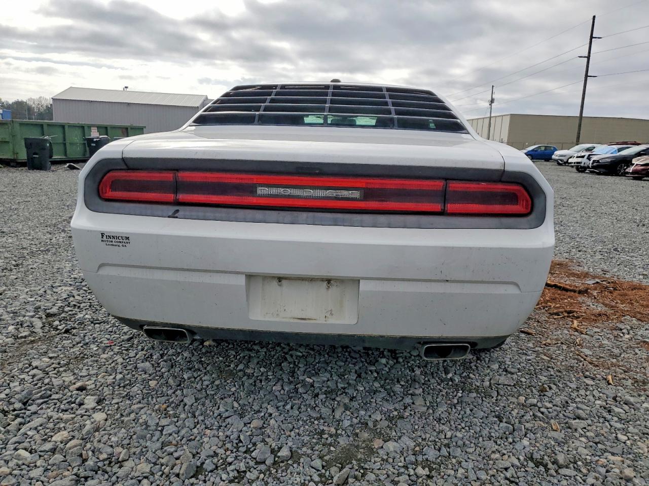 2012 DODGE CHALLENGER SXT photo 6