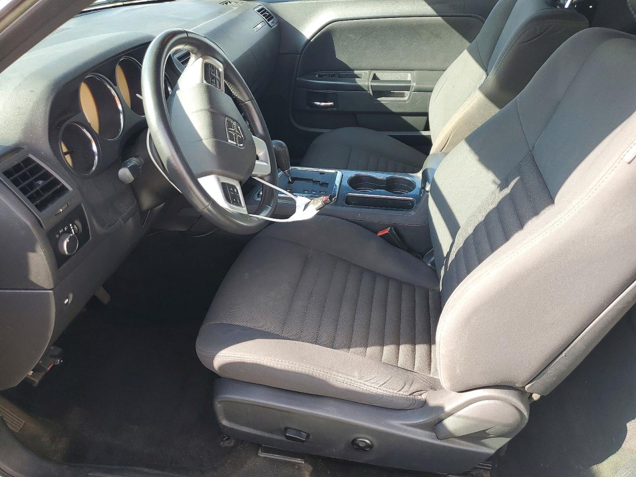 2012 DODGE CHALLENGER SXT photo 7