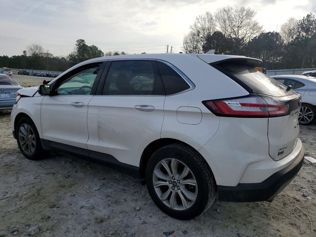2019 FORD EDGE TITANIUM photo 2