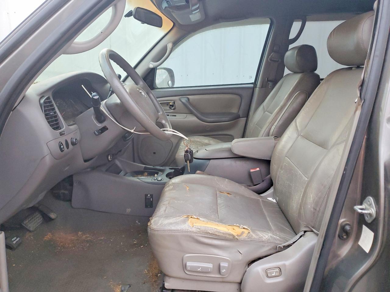 2003 TOYOTA SEQUOIA SR5 photo 7
