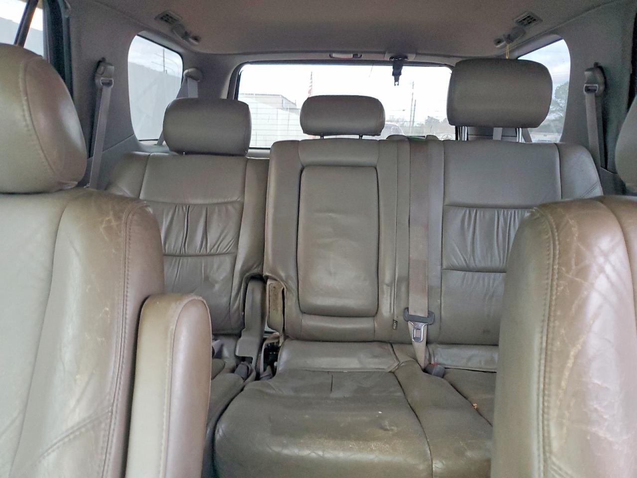 2003 TOYOTA SEQUOIA SR5 photo 10