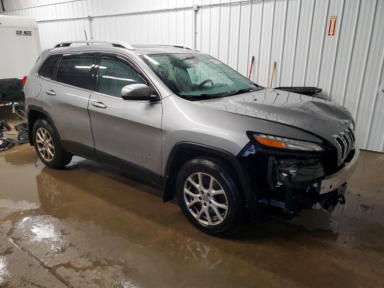 2017 JEEP CHEROKEE LATITUDE photo 7