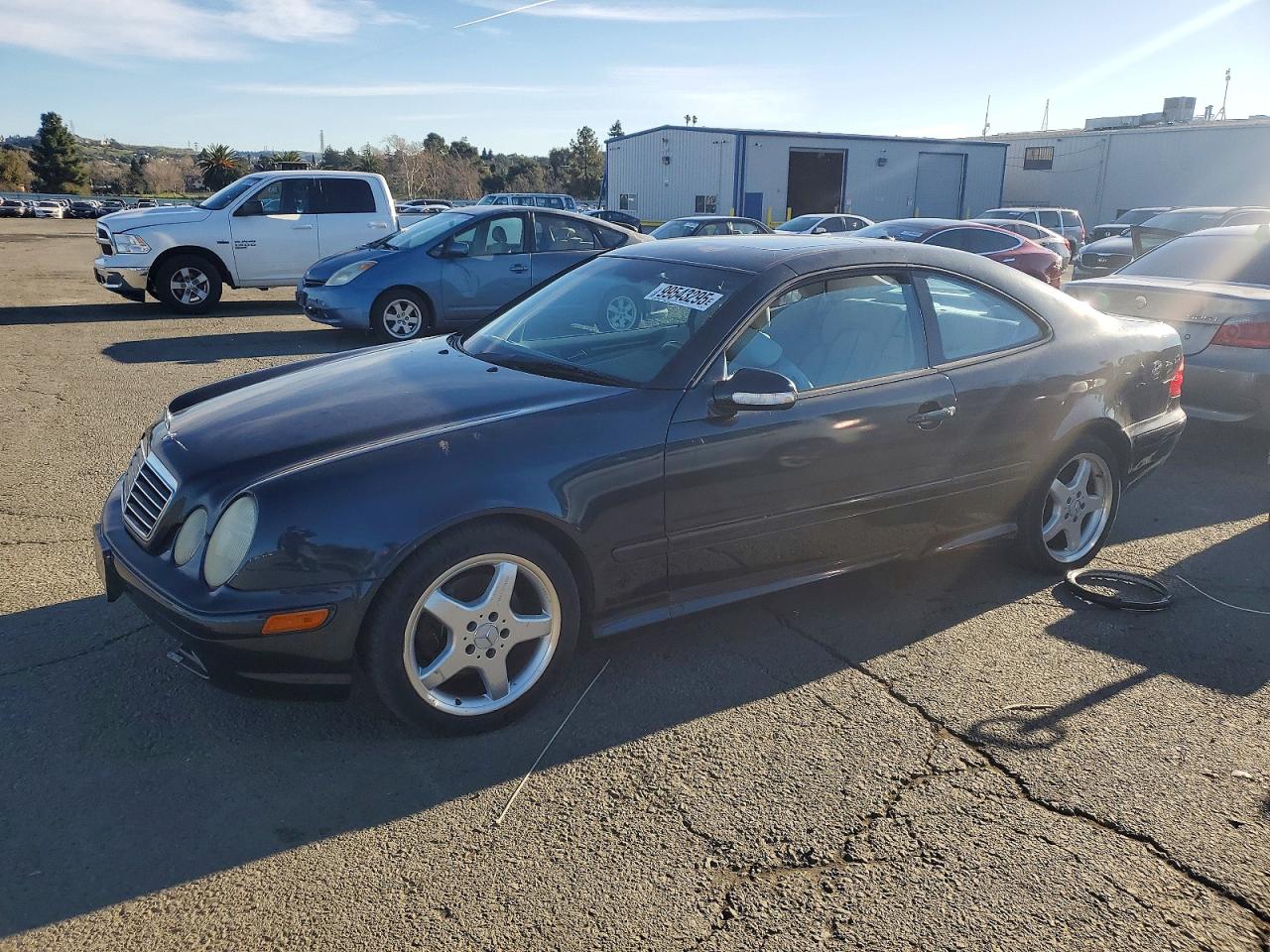 2002 MERCEDES-BENZ CLK
