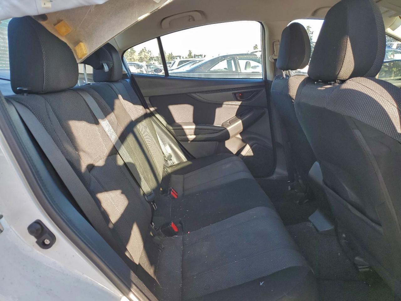 2019 SUBARU IMPREZA photo 10