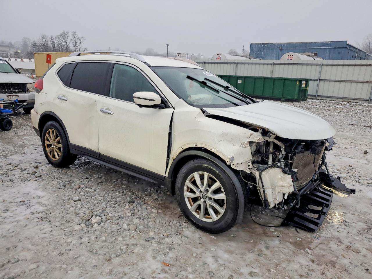 2018 NISSAN ROGUE S photo 4
