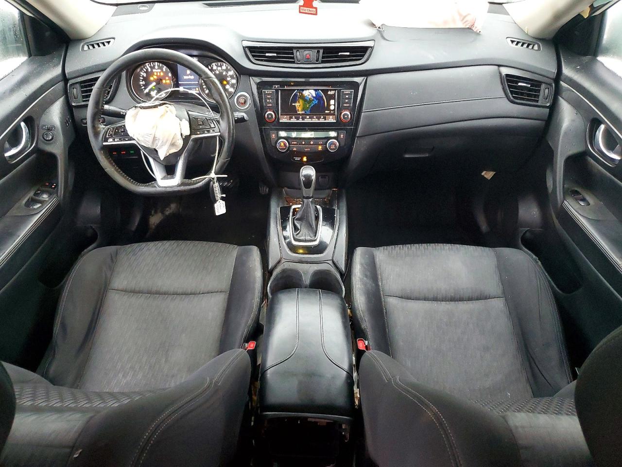 2018 NISSAN ROGUE S photo 8