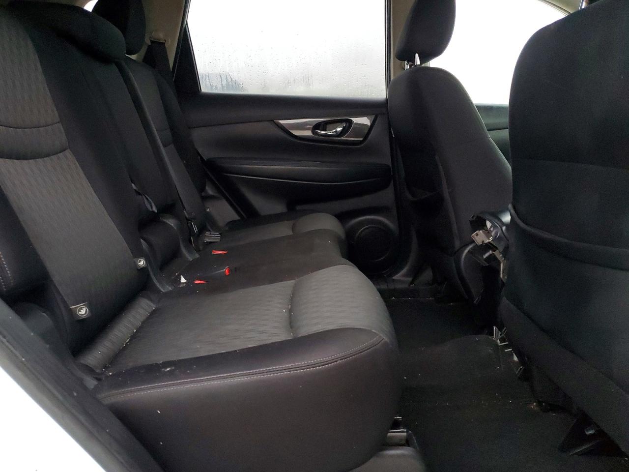 2018 NISSAN ROGUE S photo 11