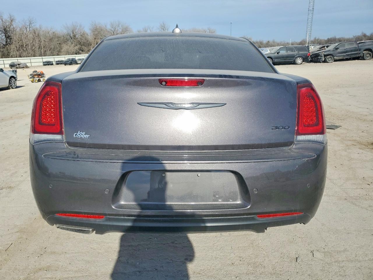 2021 CHRYSLER 300 TOURING photo 11