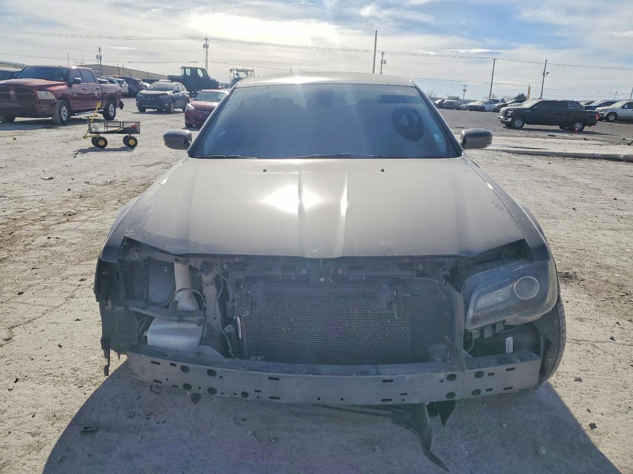 2021 CHRYSLER 300 TOURING photo 9