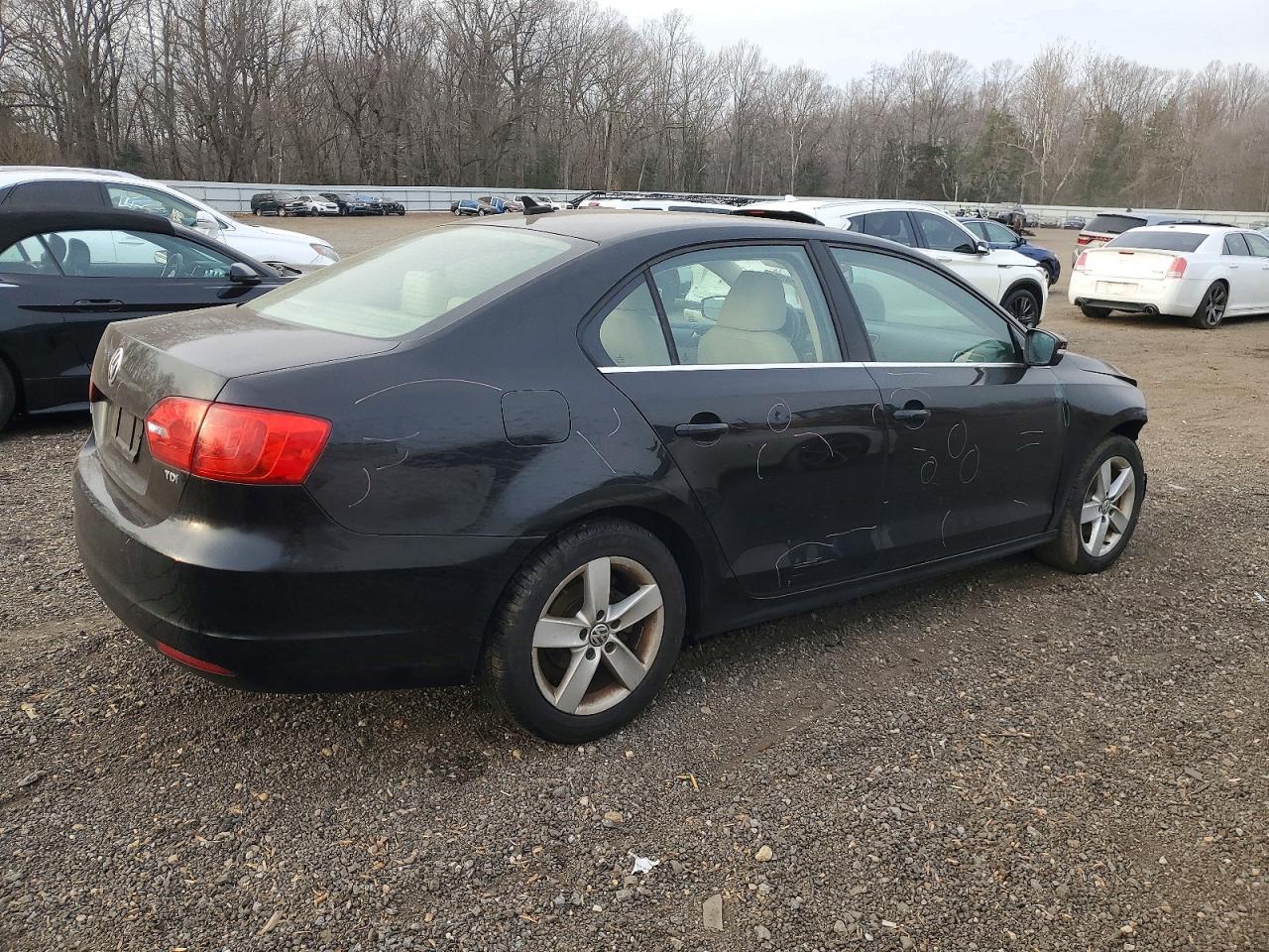 2014 VOLKSWAGEN JETTA TDI photo 3