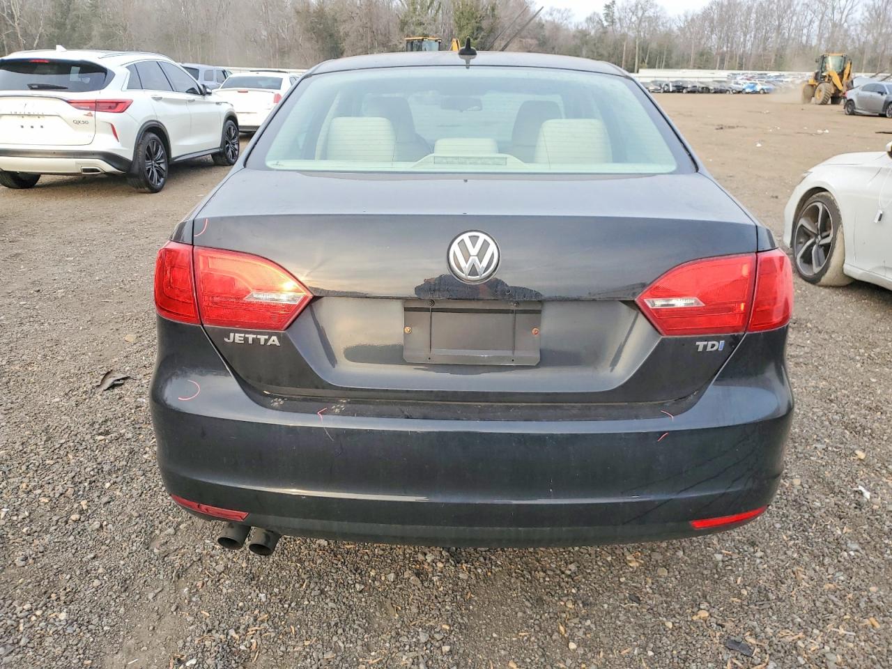 2014 VOLKSWAGEN JETTA TDI photo 6