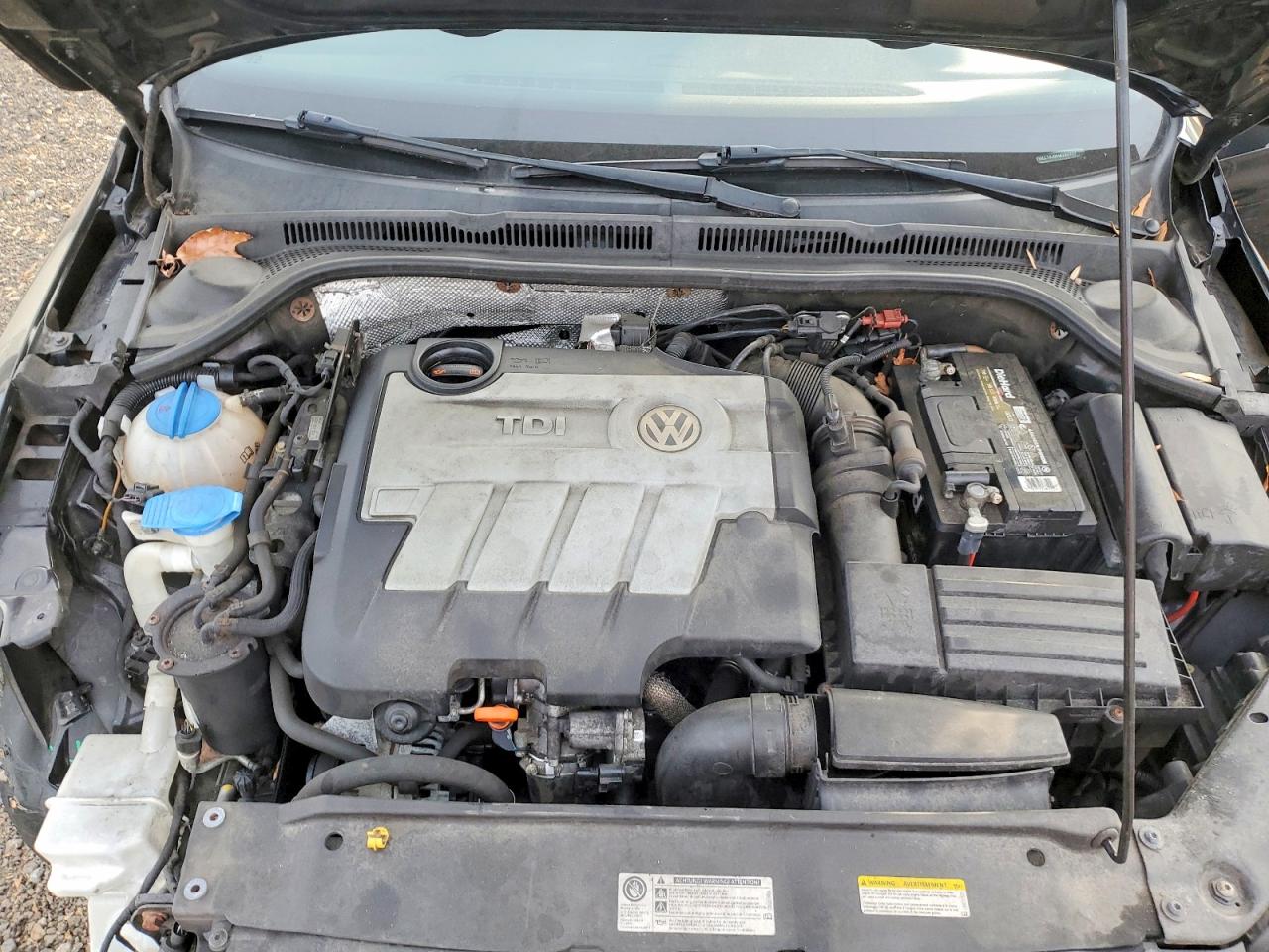 2014 VOLKSWAGEN JETTA TDI photo 11