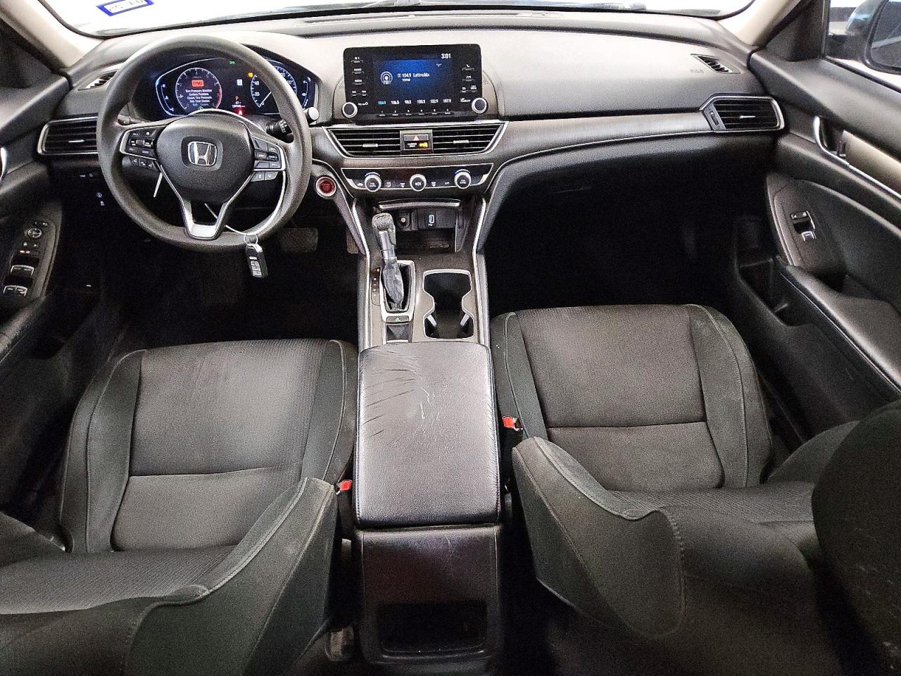 2018 HONDA ACCORD LX photo 8