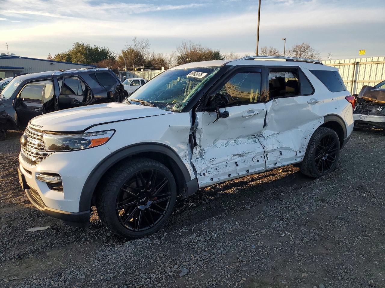 2021 FORD EXPLORER LIMITED photo 2