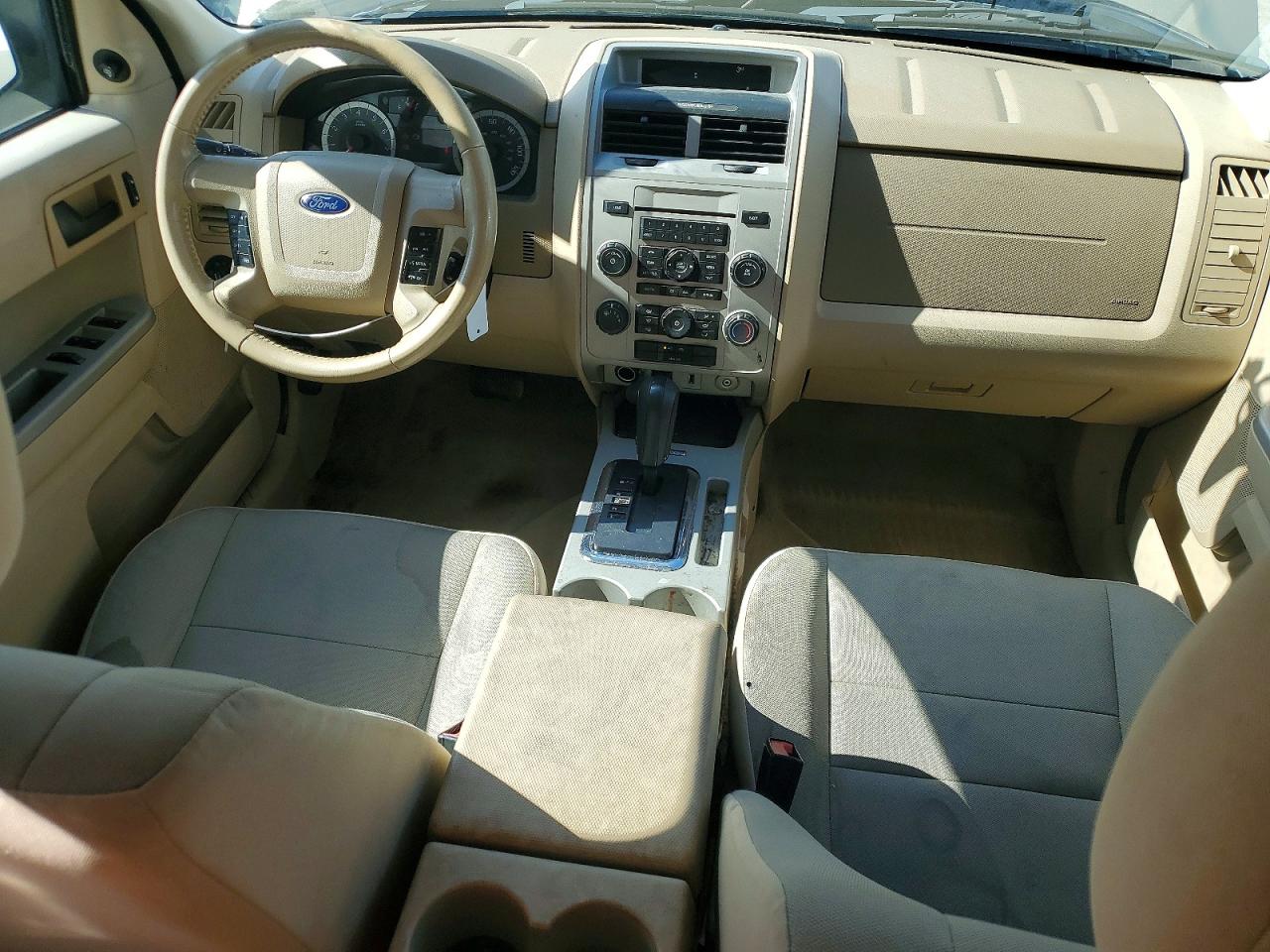 2012 FORD ESCAPE XLT photo 8