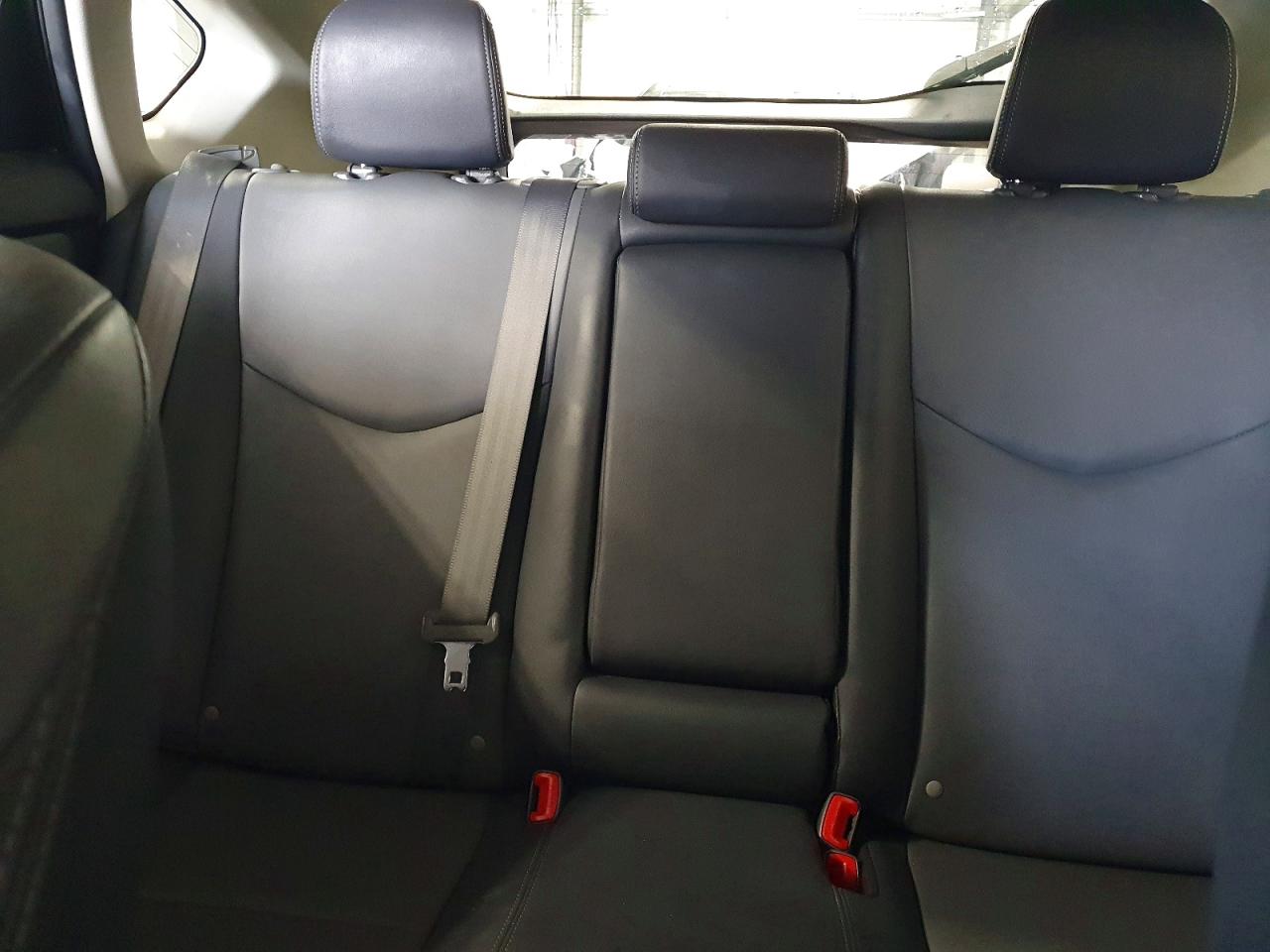 2013 TOYOTA PRIUS FOUR photo 10