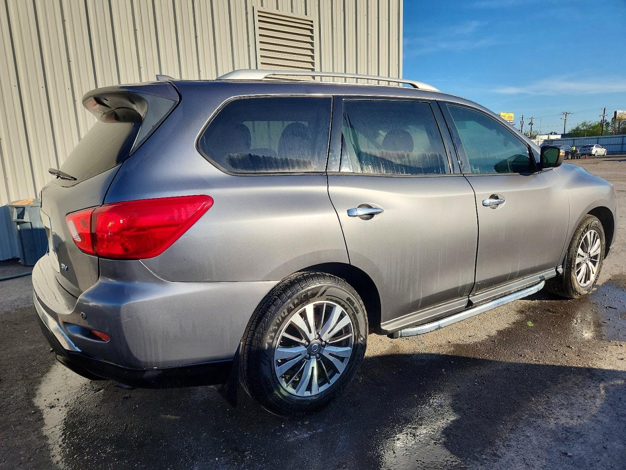 2020 NISSAN PATHFINDER SV photo 3