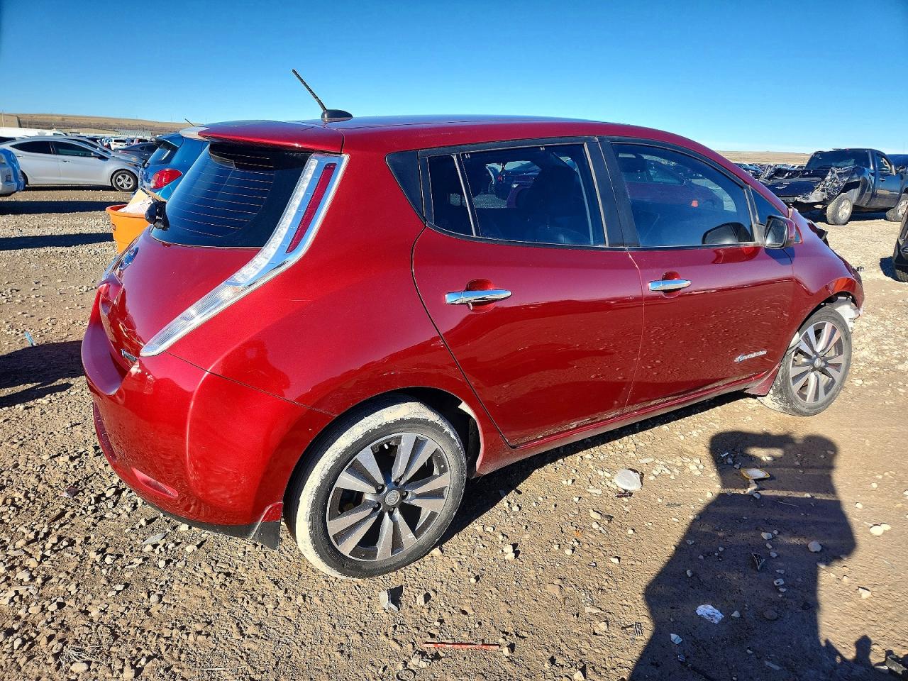 2015 NISSAN LEAF S photo 3