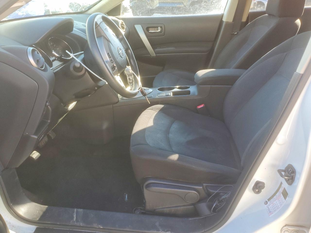 2013 NISSAN ROGUE S photo 7