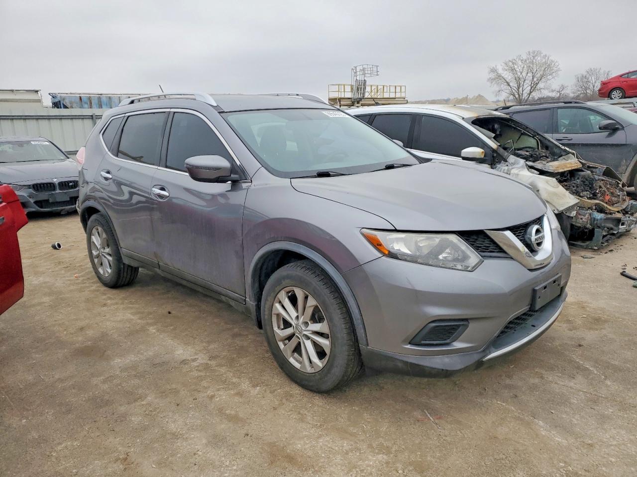2016 NISSAN ROGUE S photo 4
