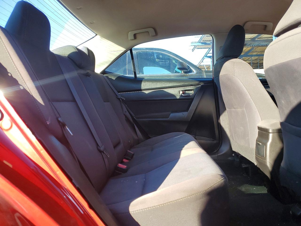 2017 TOYOTA COROLLA L photo 10