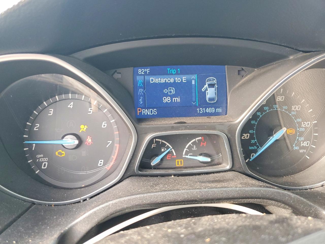 2014 FORD FOCUS SE photo 9