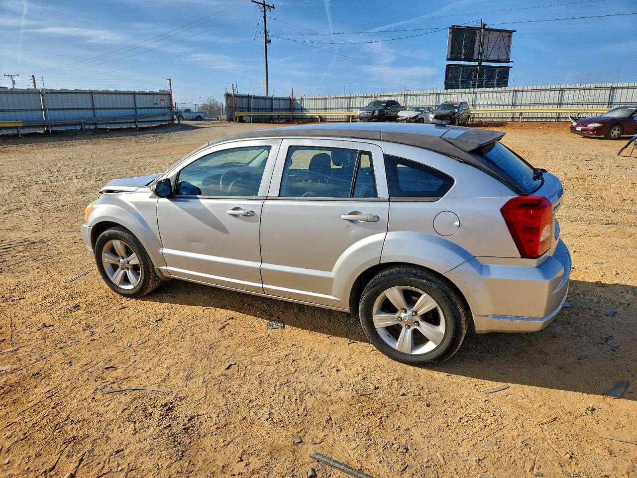2012 DODGE CALIBER SXT photo 2