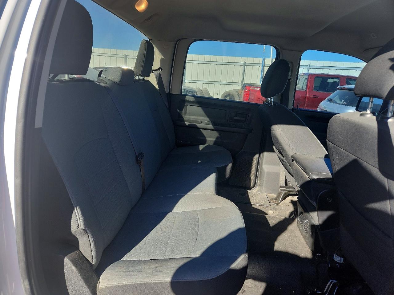 2022 RAM 1500 CLASSIC TRADESMAN photo 10