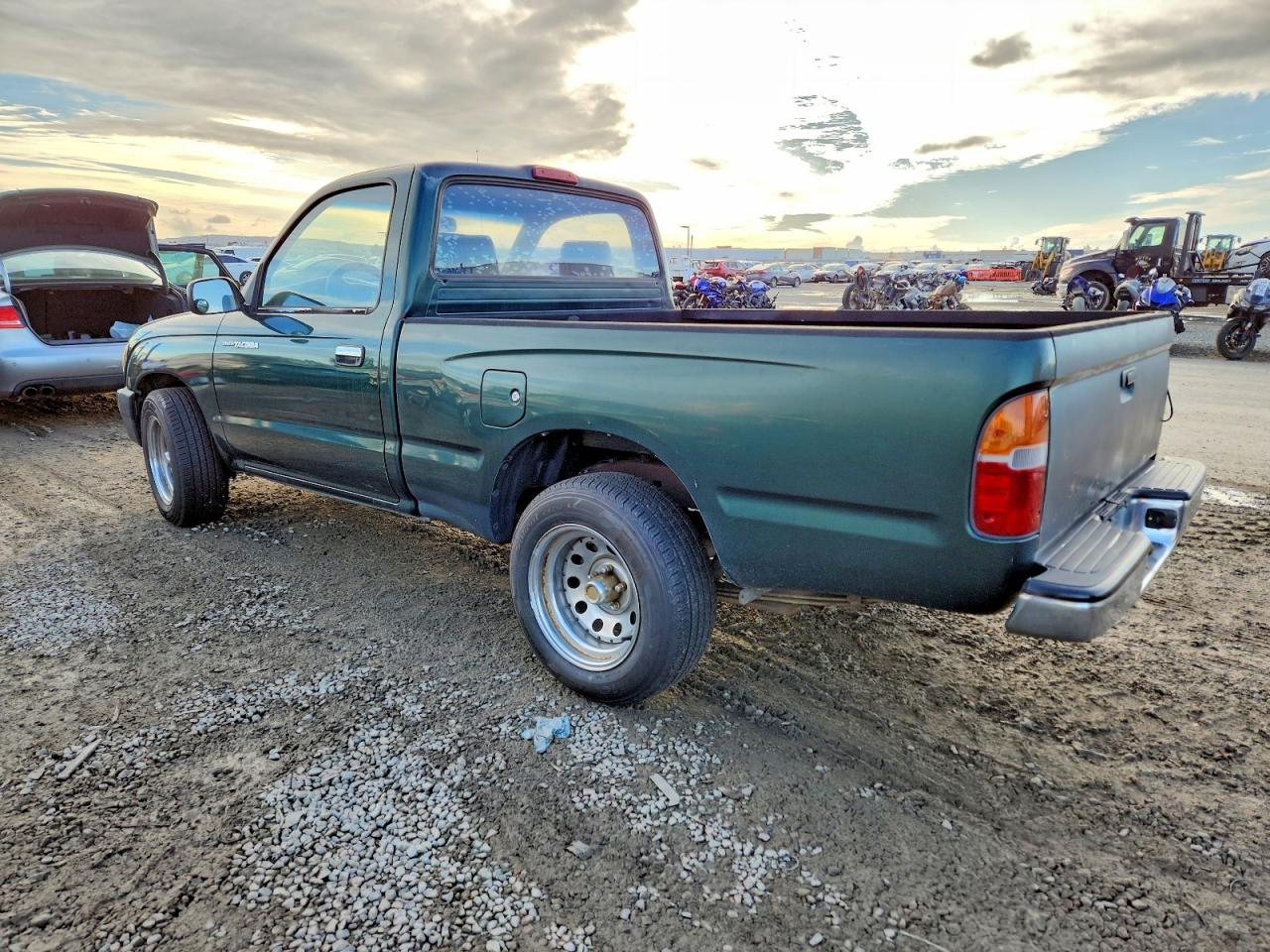 1999 TOYOTA TACOMA photo 2