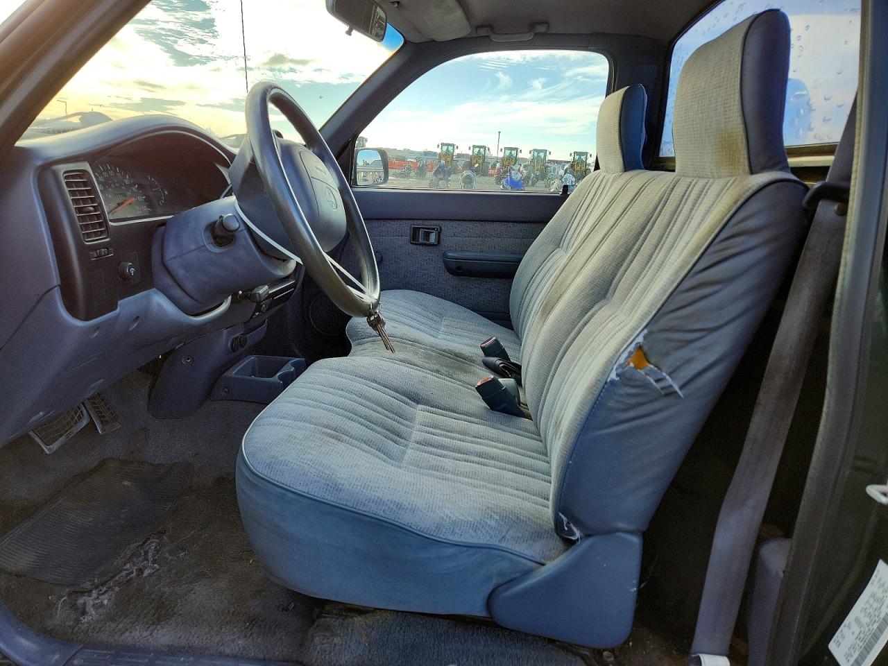 1999 TOYOTA TACOMA photo 7
