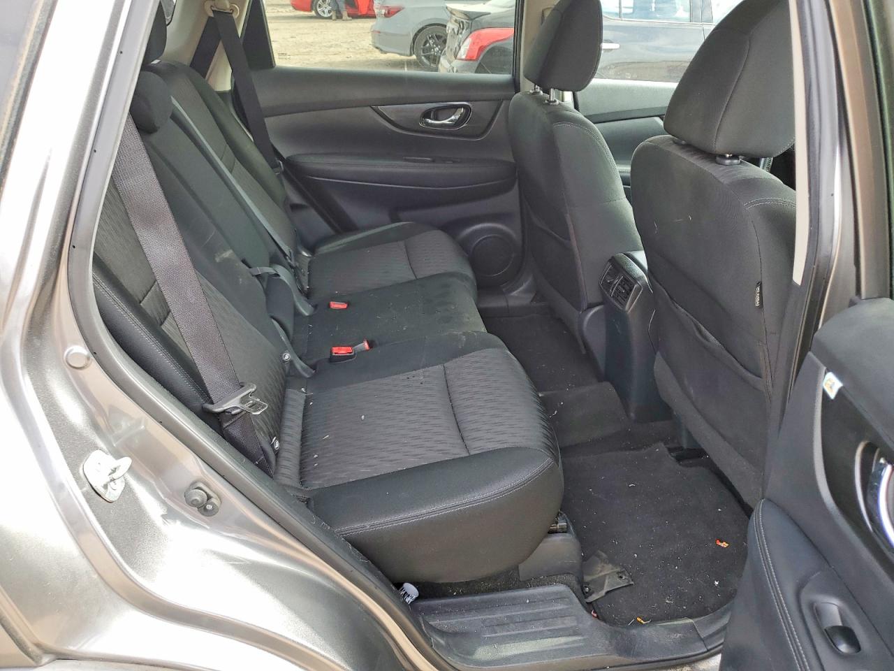 2018 NISSAN ROGUE photo 11
