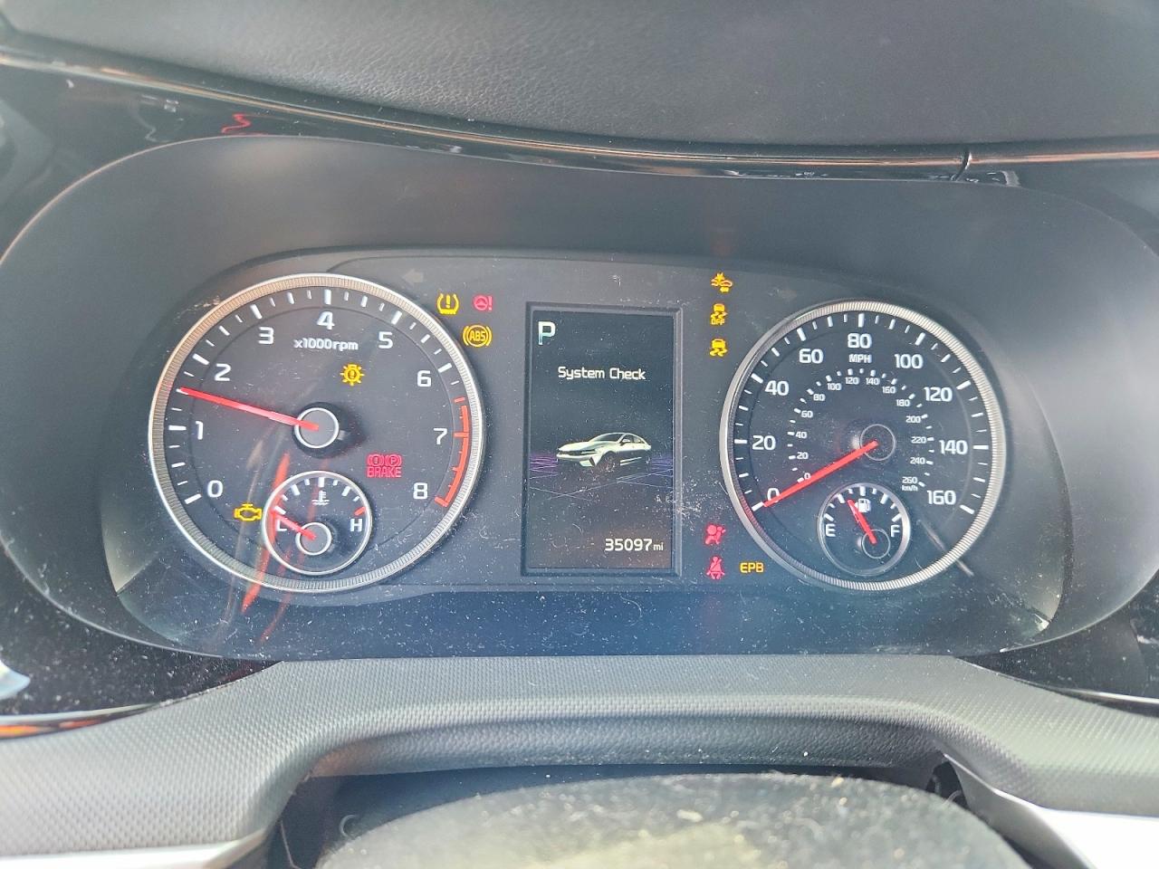 2023 KIA K5 photo 9
