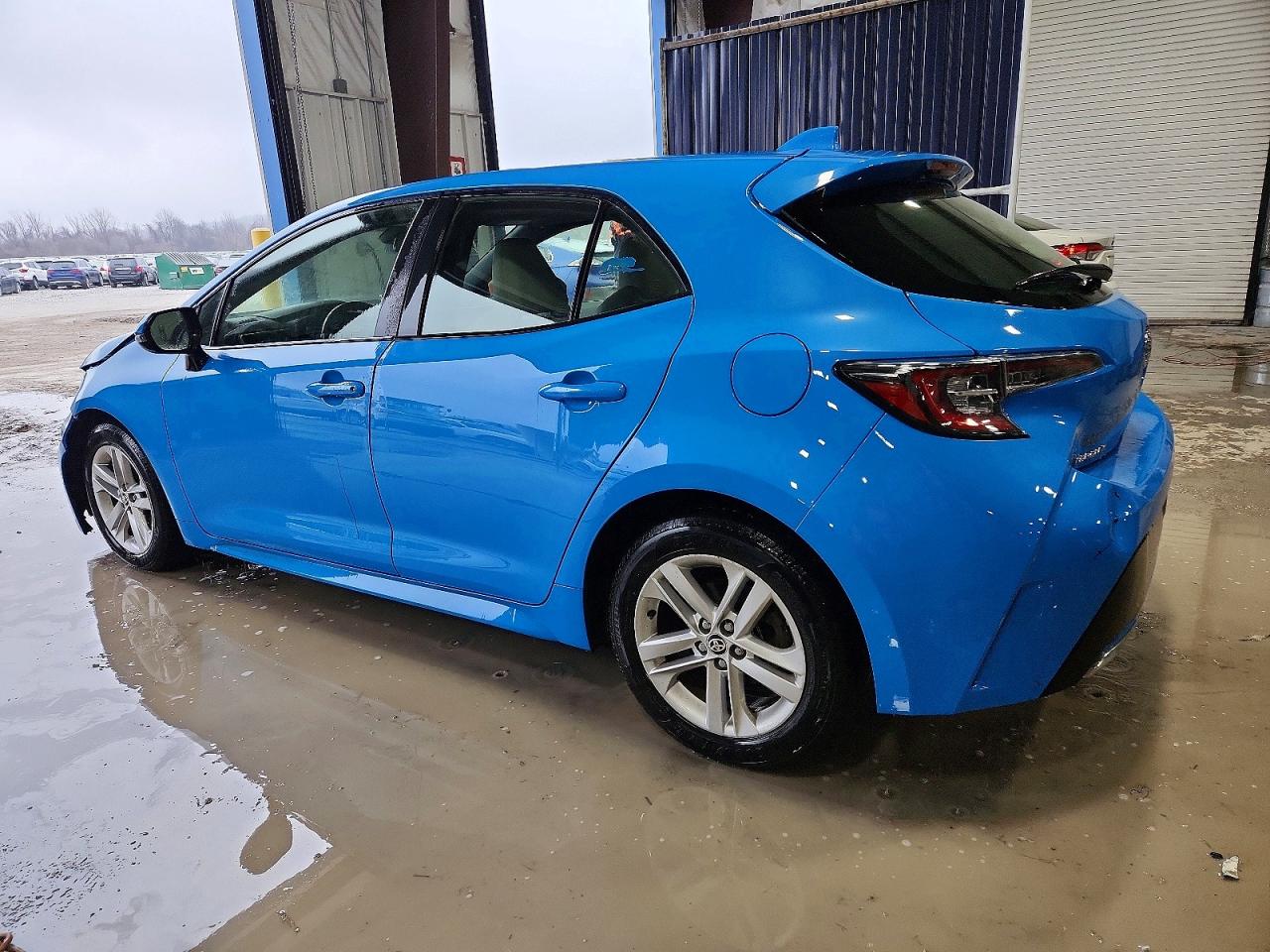 2019 TOYOTA COROLLA SE photo 2