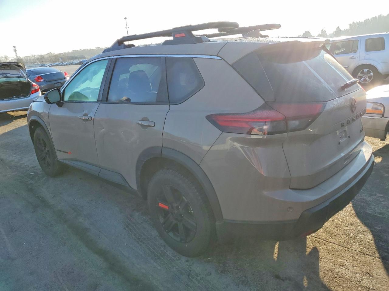 2025 NISSAN ROGUE SV photo 2