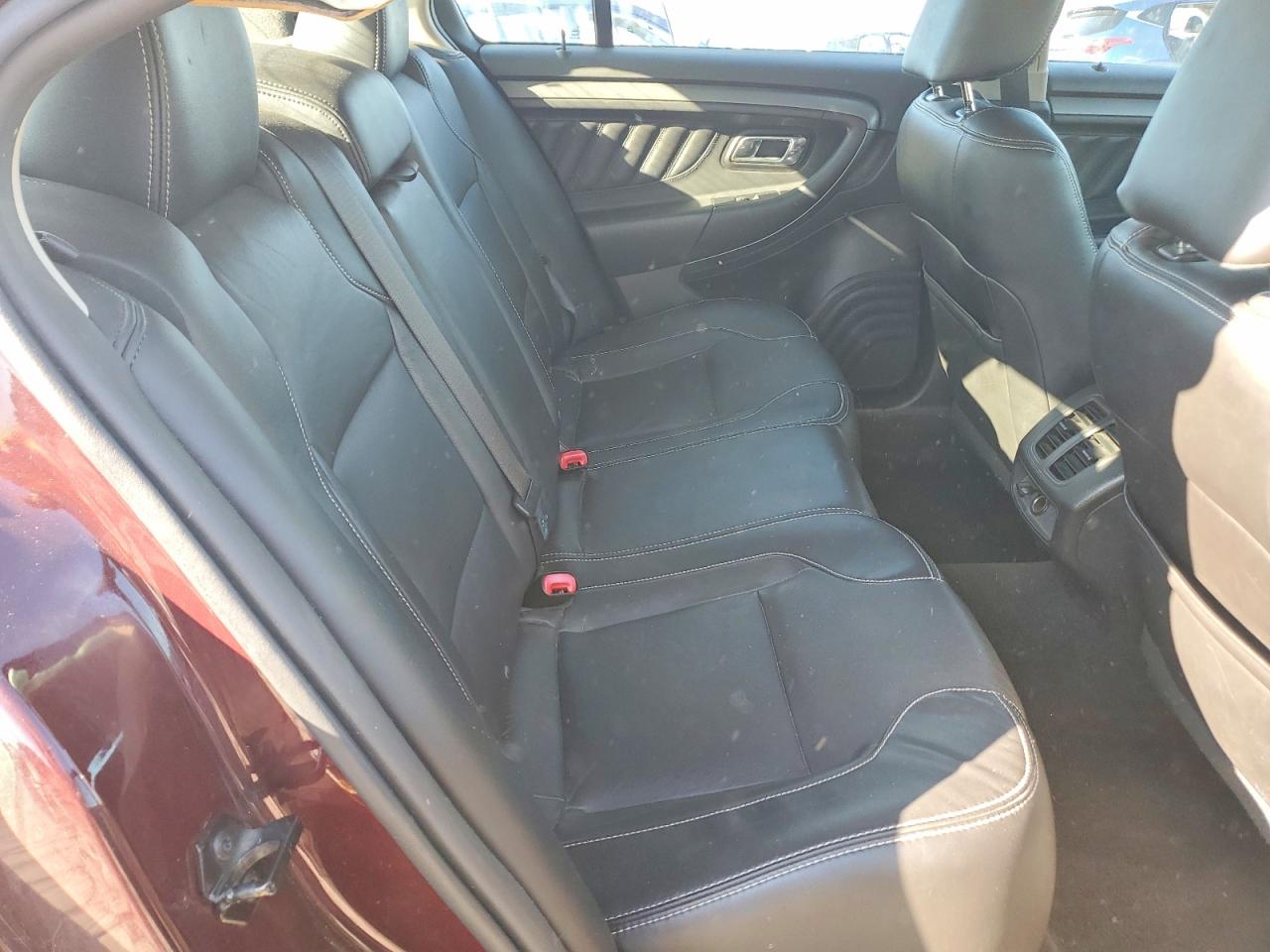 2011 FORD TAURUS SEL photo 10