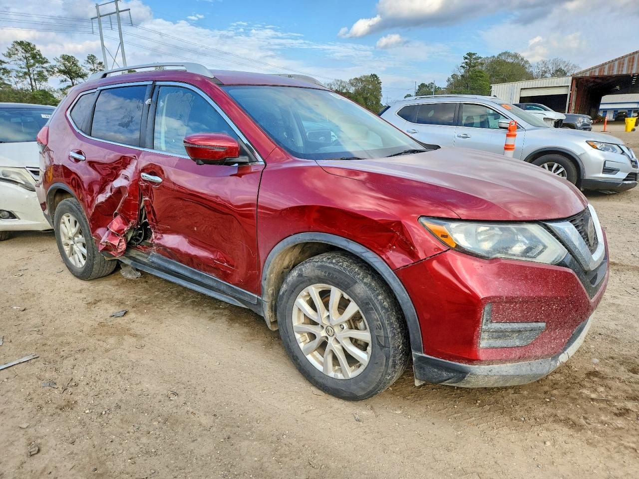 2018 NISSAN ROGUE S photo 4