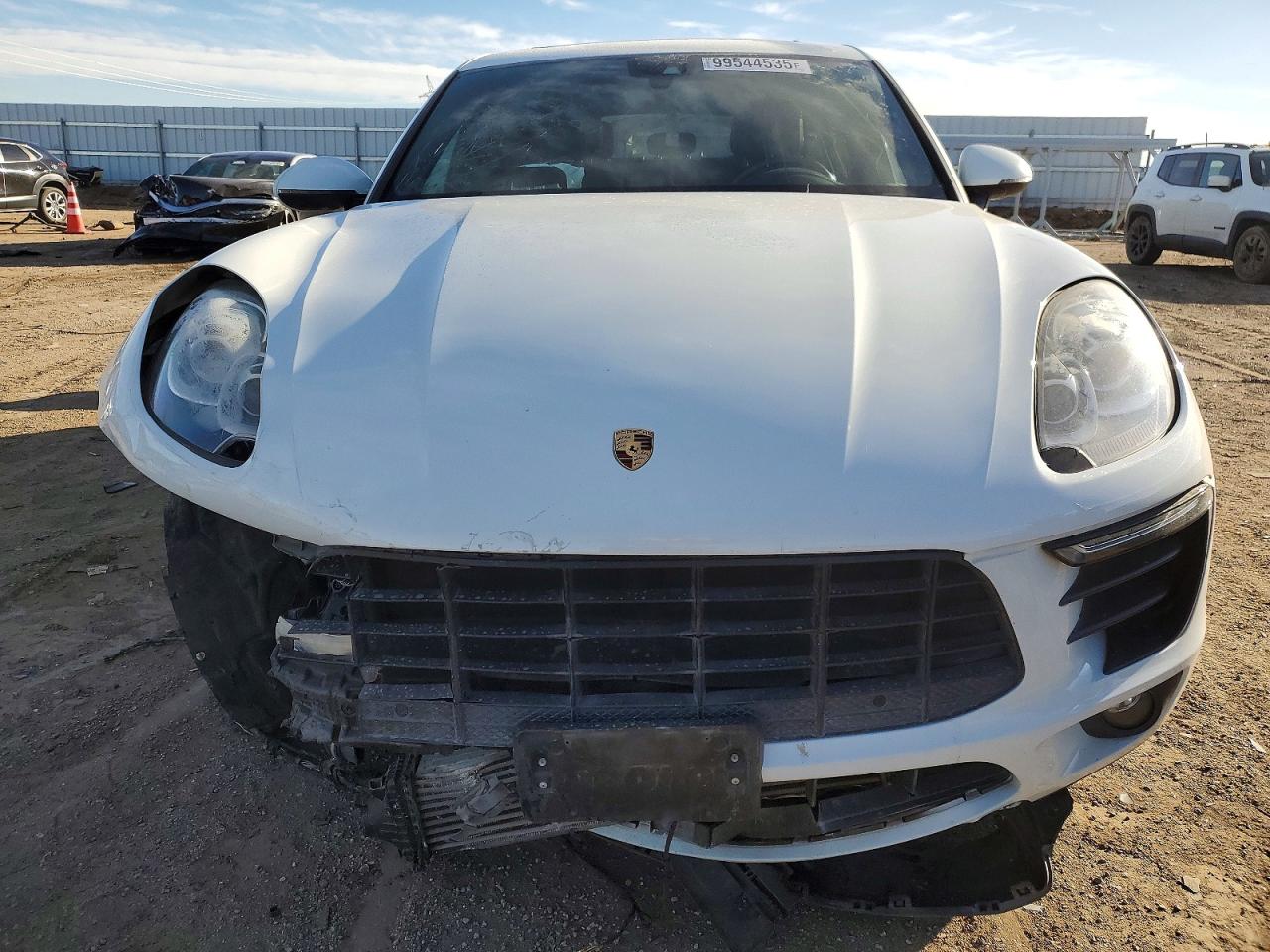 2017 PORSCHE MACAN photo 5