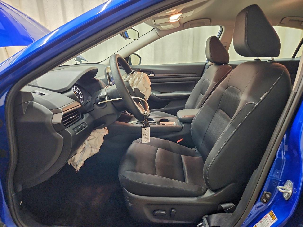2025 NISSAN ALTIMA SV photo 7