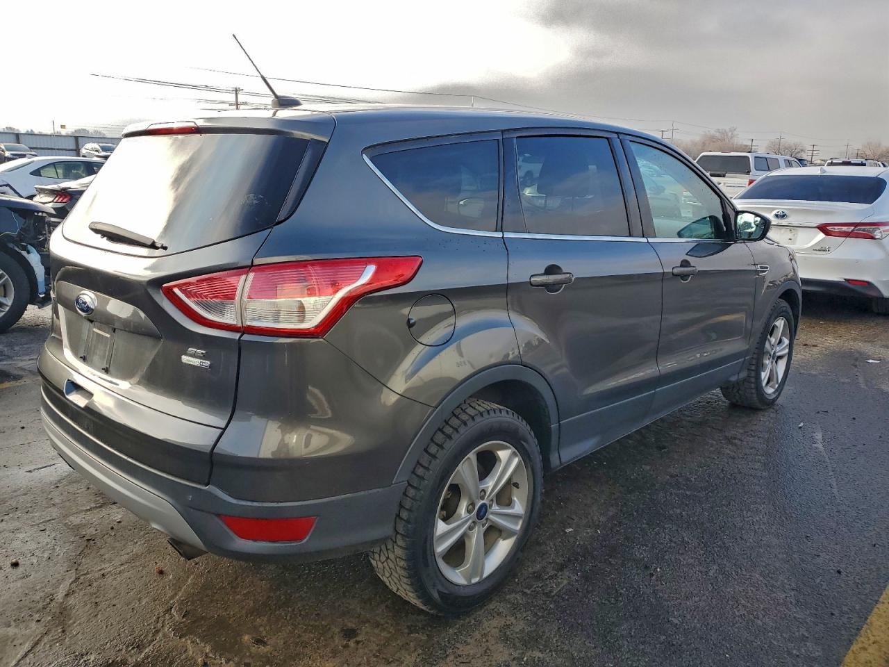 2015 FORD ESCAPE SE photo 3