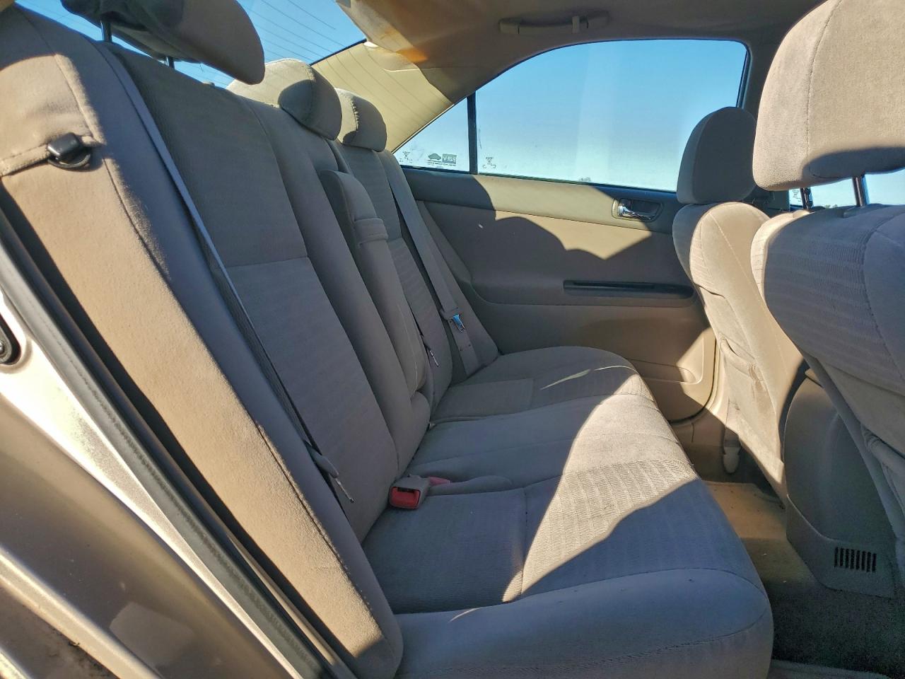2006 TOYOTA CAMRY LE photo 10
