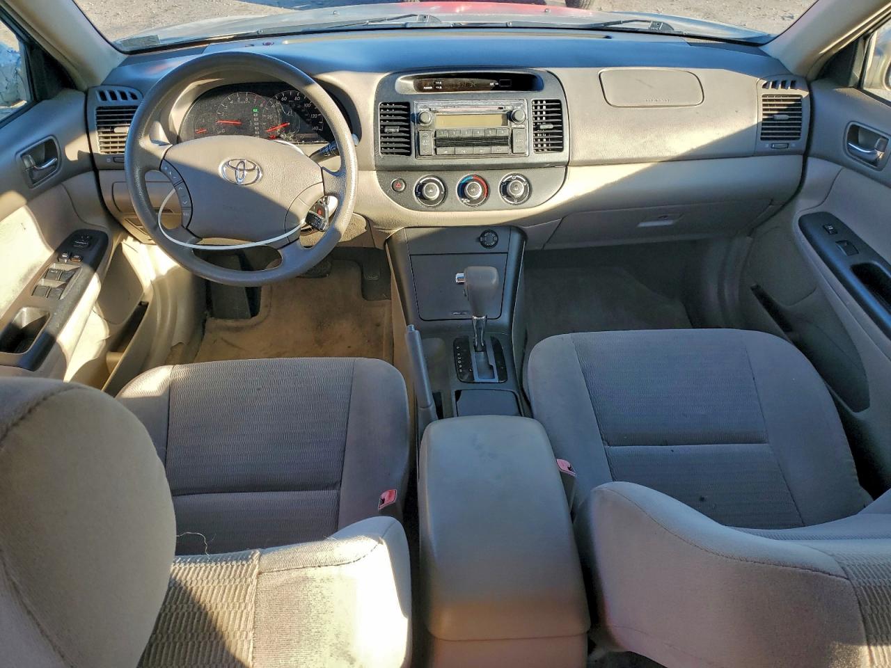 2006 TOYOTA CAMRY LE photo 8