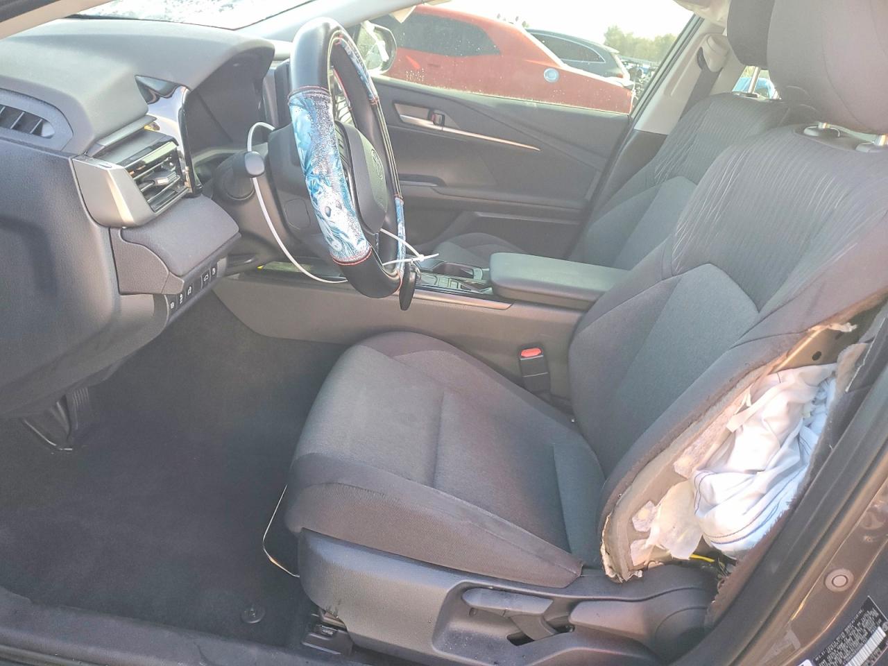 2025 TOYOTA CAMRY XSE photo 7