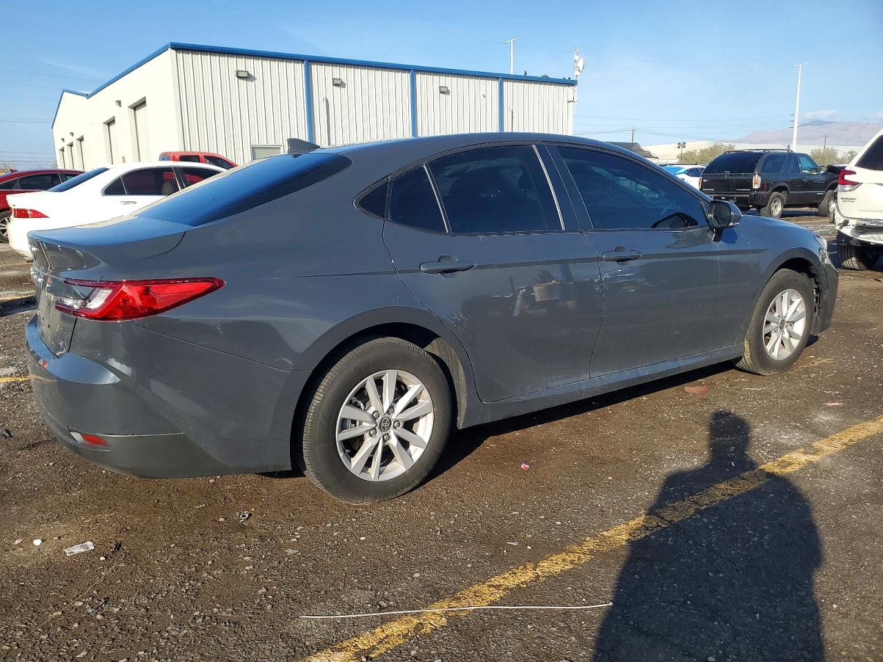 2025 TOYOTA CAMRY XSE photo 3