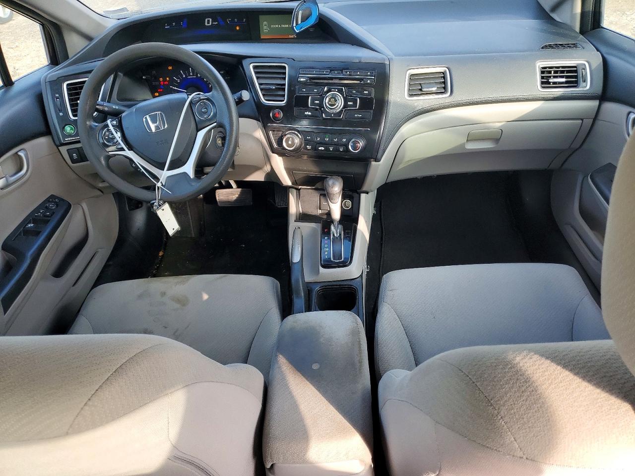 2013 HONDA CIVIC LX photo 8