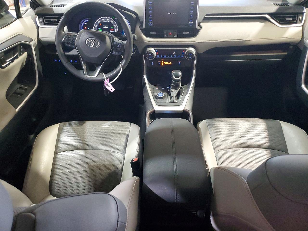 2019 TOYOTA RAV4 LIMITED photo 8