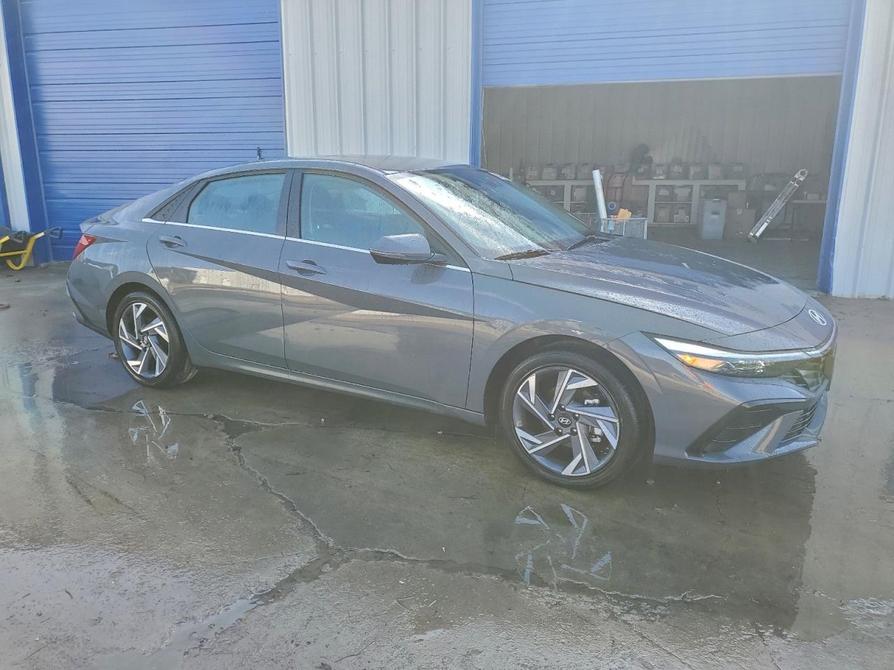 2025 HYUNDAI ELANTRA LIMITED photo 4