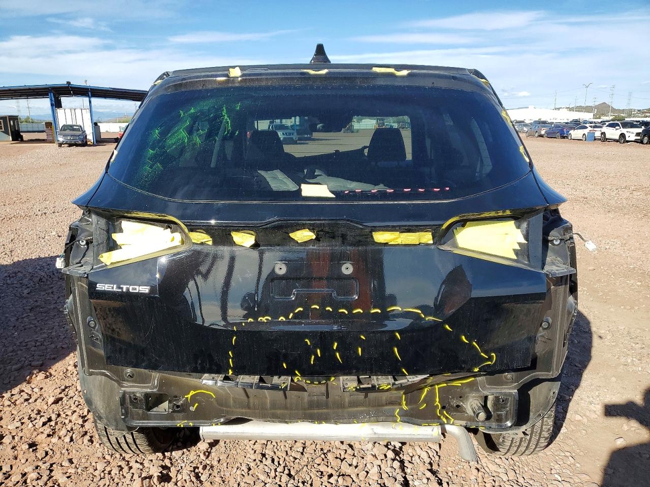 2023 KIA SELTOS LX photo 6