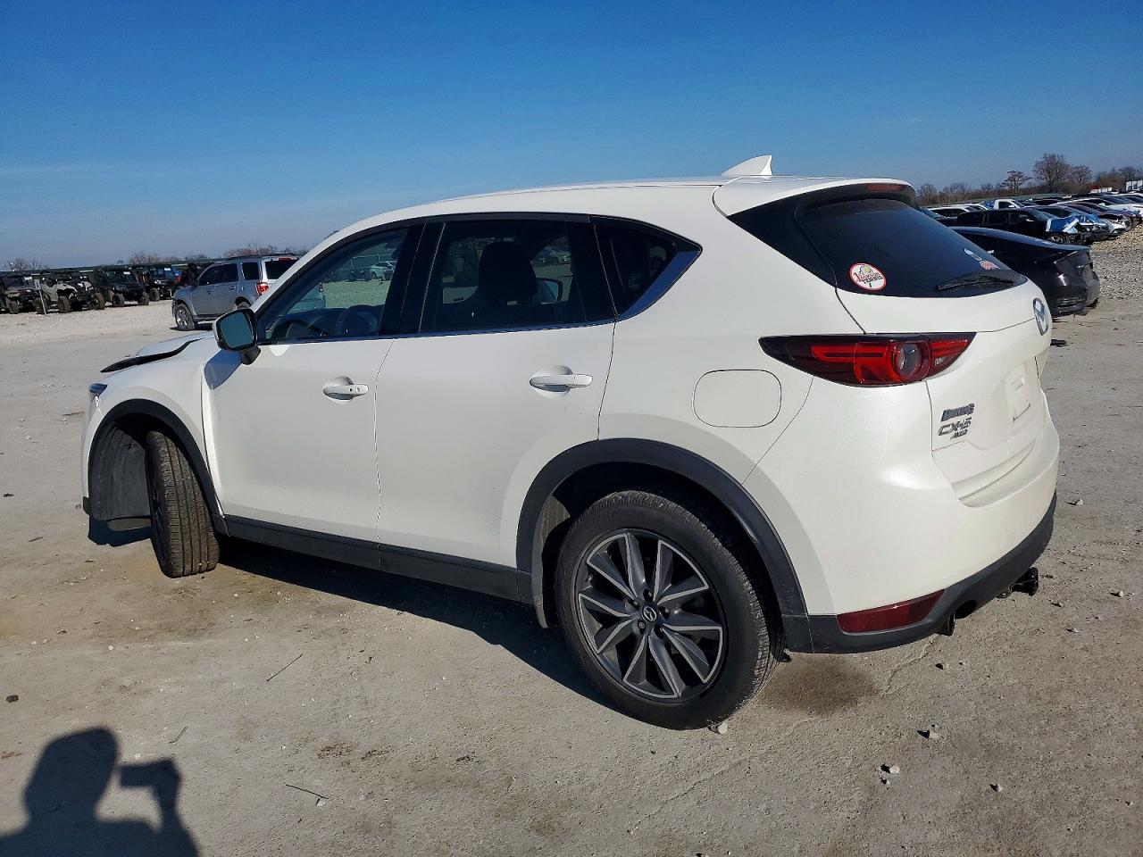 2017 MAZDA CX-5 GRAND TOURING photo 2